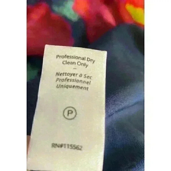 Cinq a Sept  NWT Trinity 100% Silk Mini Dress Size 2 Floral $495 New - Picture 5 of 6